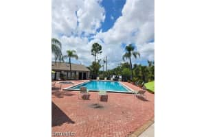2835 Winkler Ave 215, Fort Myers