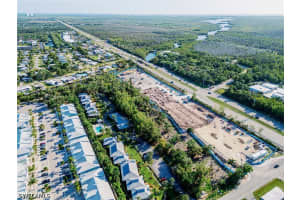 900 Henderson Creek Dr A102, Naples
