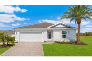 3126 70th St W, Lehigh Acres