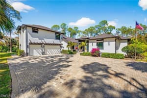 5577 Lancewood Way, Naples