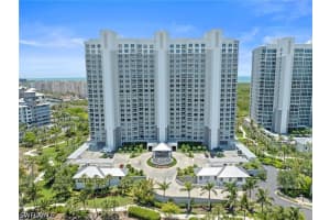 13915 Old Coast Rd 1706, Naples