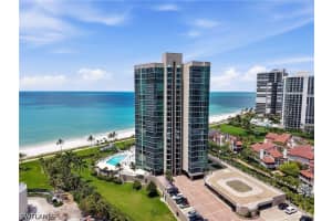 4651 Gulf Shore Blvd N 205, Naples