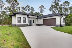 1204 Moore Ave, Lehigh Acres