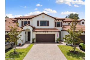 7797 Bristol Cir, Naples