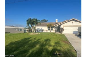 20680 Park Pl, Estero