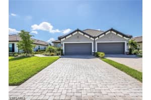 15558 Vittorio St, Naples