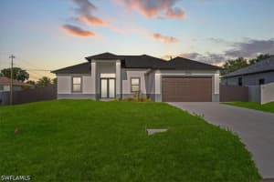 2220 Ne 9th Pl, Cape Coral