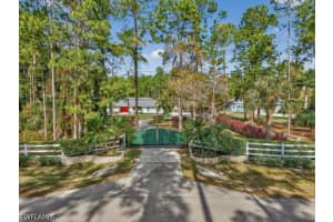 3331 3rd Ave Nw, Naples