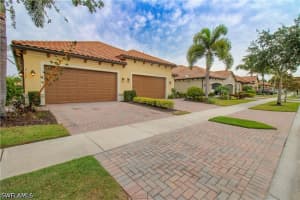 9122 Isla Bella Cir, Bonita Springs