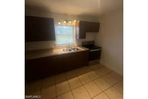 1427 Markland, Fort Myers