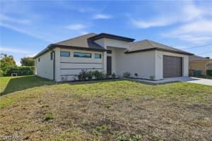 2303 Nw 18th Pl, Cape Coral