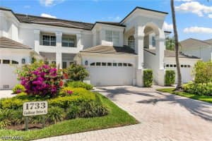 1733 Gulfstar Dr S 302, Naples