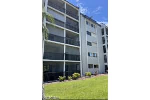 2121 Collier Ave 215, Fort Myers