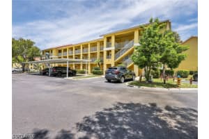 8284 Key Royal Cir 1331, Naples