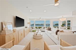 1301 Chesapeake Ave 1b, Naples