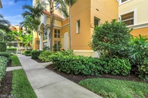 450 Launch Cir 404, Naples 450 Launch Cir 404, Naples