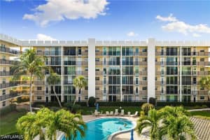 3500 Gulf Shore Blvd N 406, Naples 3500 Gulf Shore Blvd N 406, Naples