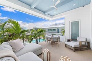 201 8th St S 311, Naples