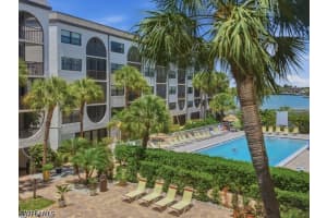 1023 Anglers Cv E304, Marco Island 1023 Anglers Cv E304, Marco Island