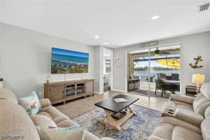 14582 Edgewater Cir, Naples