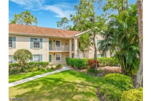 1708 Kings Lake Blvd 5-106, Naples