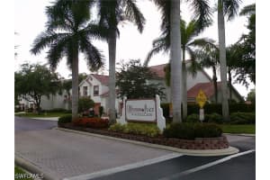 505 Windsor Sq 201, Naples