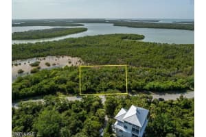822 Whiskey Creek Dr, Marco Island 822 Whiskey Creek Dr, Marco Island