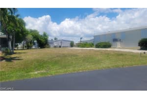 4700 Fiji Ln, Bonita Springs