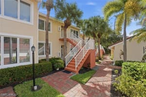 2365 Hidden Lake Dr 6, Naples