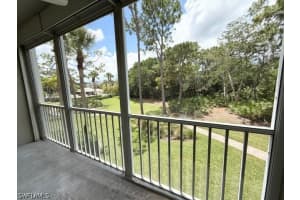 322 Sugar Pine Ln 322, Naples