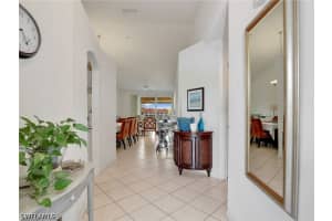6900 Huntington Lakes Cir 202, Naples