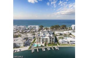 2020 Gulf Shore Blvd N Ph-201w, Naples