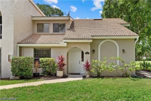 940 Augusta Blvd D939, Naples
