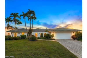 2428 Duchess Ct, Naples