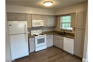 3325 Airport Rd N B8, Naples 3325 Airport Rd N B8, Naples