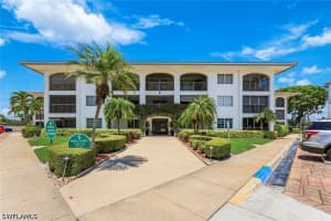 5 High Point Cir W 204, Naples 5 High Point Cir W 204, Naples