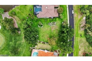 16047 Forest Oaks Dr, Fort Myers