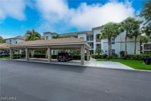 8247 Parkstone Pl 206, Naples