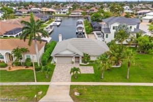 72 N Barfield Dr, Marco Island