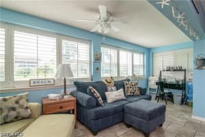 1400 Pompei Ln 21, Naples
