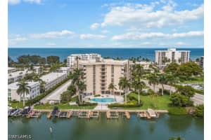 2150 Gulf Shore Blvd N 411, Naples