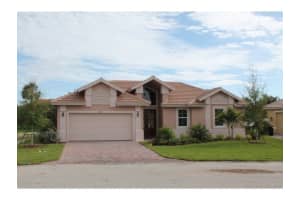 4227 Diamond Sq., Vero Beach
