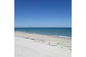 1011 S Miramar Avenue, 9, Indialantic