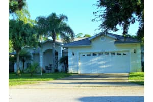 906 Harbor Pines Drive, Merritt Island