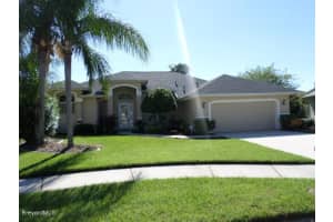 1046 Worthington Spring Drive, Melbourne