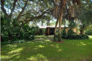 2301 Timberline Drive, Melbourne