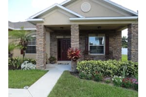 576 L M Davey Lane, Titusville