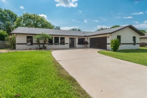 2278 Woodlawn Circle, Melbourne