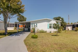 7485 Agawam Road, Micco