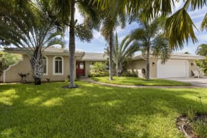 201 Venice Court, Satellite Beach